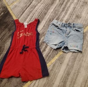 Clothing size 2T
